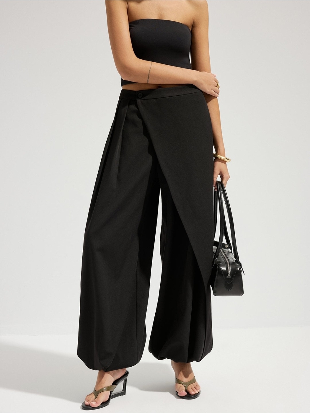 Commense Black Wide-Leg Balloon Wrap Overlay Pants - Picture 4 of 12